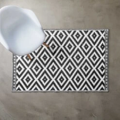 In- & Outdoor-Teppich Ethno Rauten L 180 X B 118cm COLOUR CLASH In Schwarz-Weiß 12 In- & Outdoor-Teppich Ethno Rauten L 180 X B 118cm COLOUR CLASH In Schwarz-Weiß -Garten - Balkon Store butlers in and outdoor teppich ethno rauten l 180 x b 118cm colour clash in schwarz weiss 2