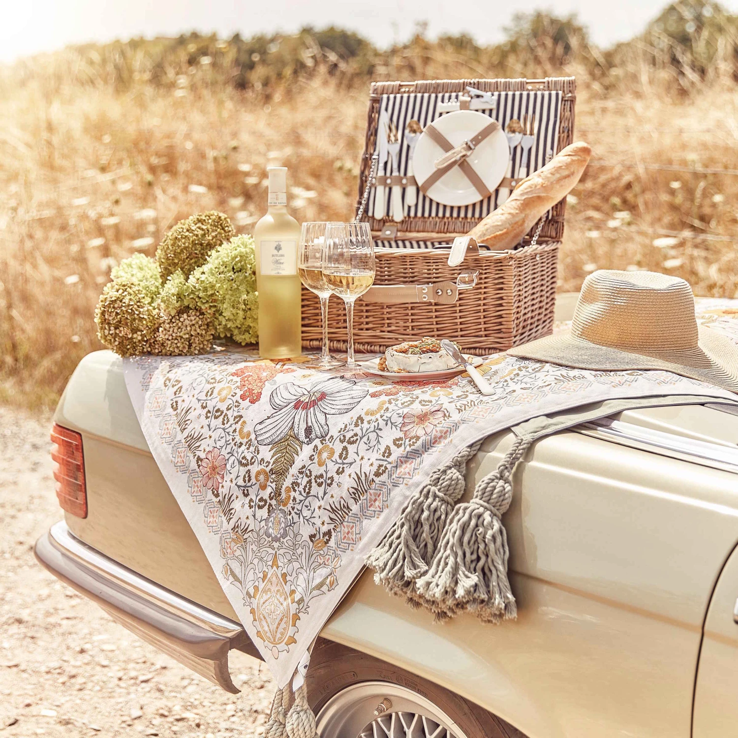 Picknickdecke L 175 X B 154cm BETWEEN FLOWERS In Creme 10 Picknickdecke L 175 X B 154cm BETWEEN FLOWERS In Creme – Bild 8